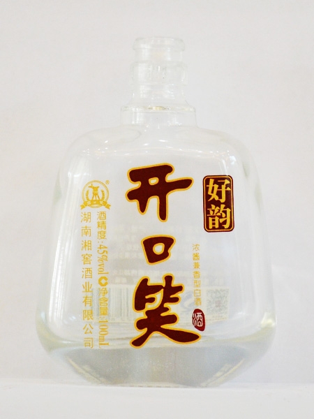 湘窖開(kāi)口笑(xiào)好(hǎo)韻